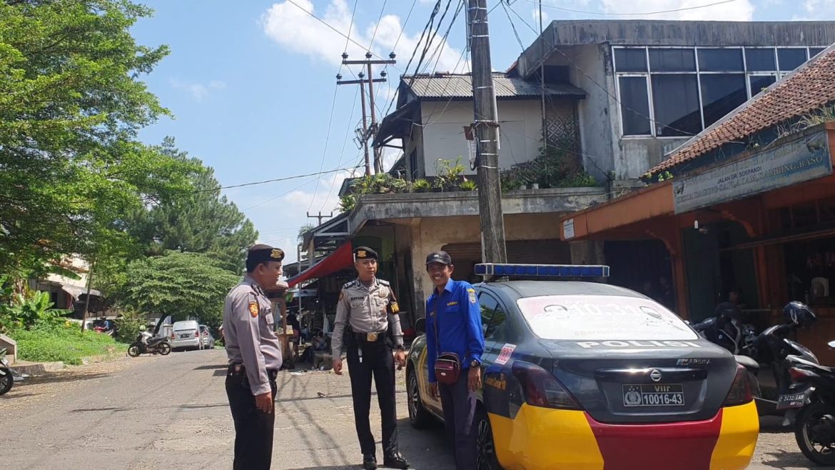 Tangkal Aksi Kriminalitas, Sat Samapta Polres Ciamis Polda Jabar Giat Himbauan Kamtibmas di Pasar Subuh Ciamis