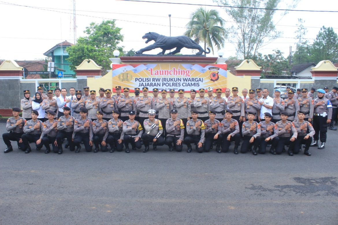 Mudahkan Komunikasi dan Pelayanan Kepada Masyarakat Tingkat Bawah, Kapolres Ciamis Launching Polisi RW