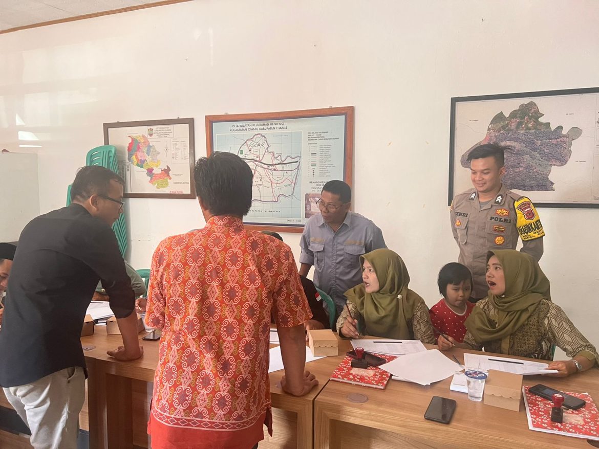 Sinergi TNI-Polri, Polsek Ciamis Polres Ciamis Polda Jabar Bersama Koramil Ciamis Monitoring Rapat FKP
