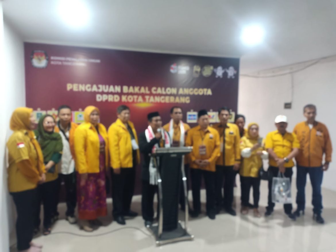 Partai Hanura Bacaleg Untuk Mendaftarkan Sebagai Calon Pemilu Legislatif 2024 Di KPU Kota Tangerang