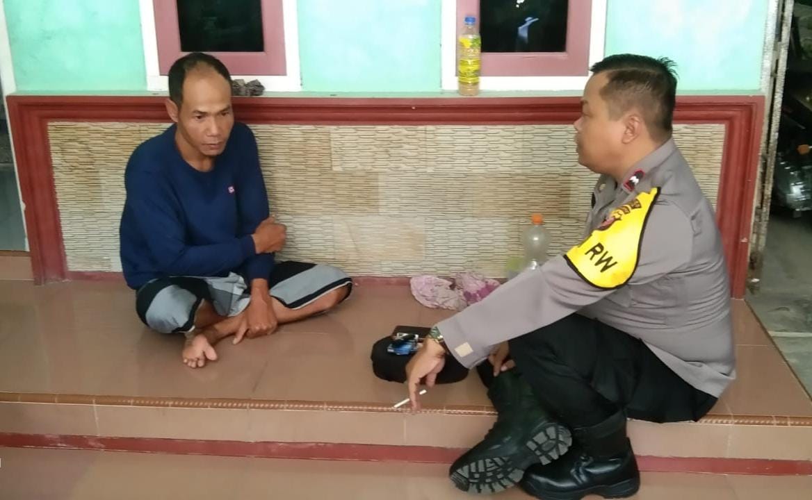 Melalui Polisi RW, Polsek Pamarican Polres Ciamis Polda Jabar Sambang ke Warga Desa Sukamukti
