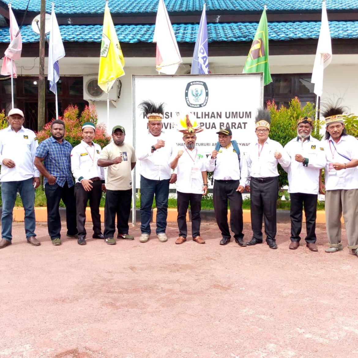 Ismail Sroyer Resmi Terdaftar Di KPU Papua Barat Siap Membawa Perubahan Sebagai Bacaleg DPRD Provinsi Dapil 1 Dari PBB