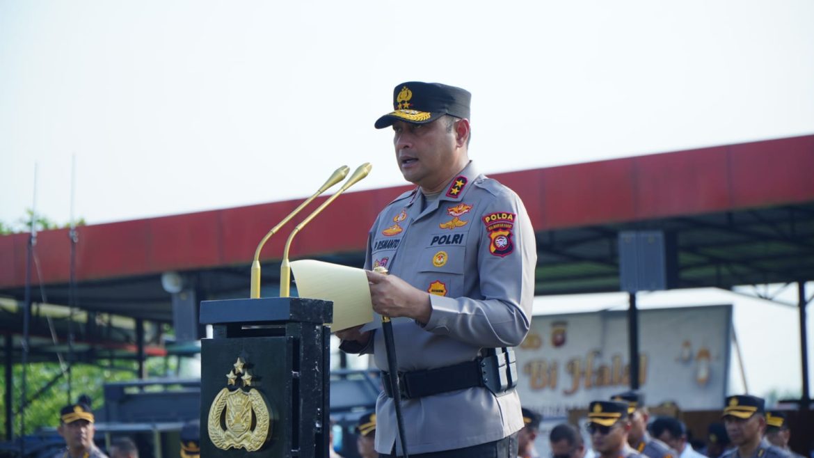 Kapolda Kalbar Pimpin Tradisi Pembaretan Bintara Remaja angkatan 48 Direktorat Samapta Polda Kalbar