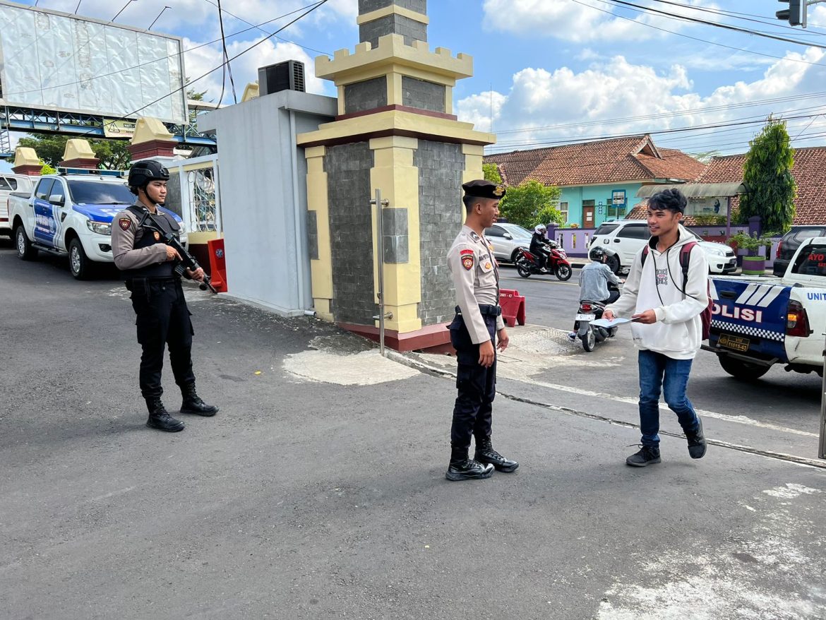 Satuan Samapta Polres Ciamis Dukung Pengamanan di Pos Jaga Mako Polres