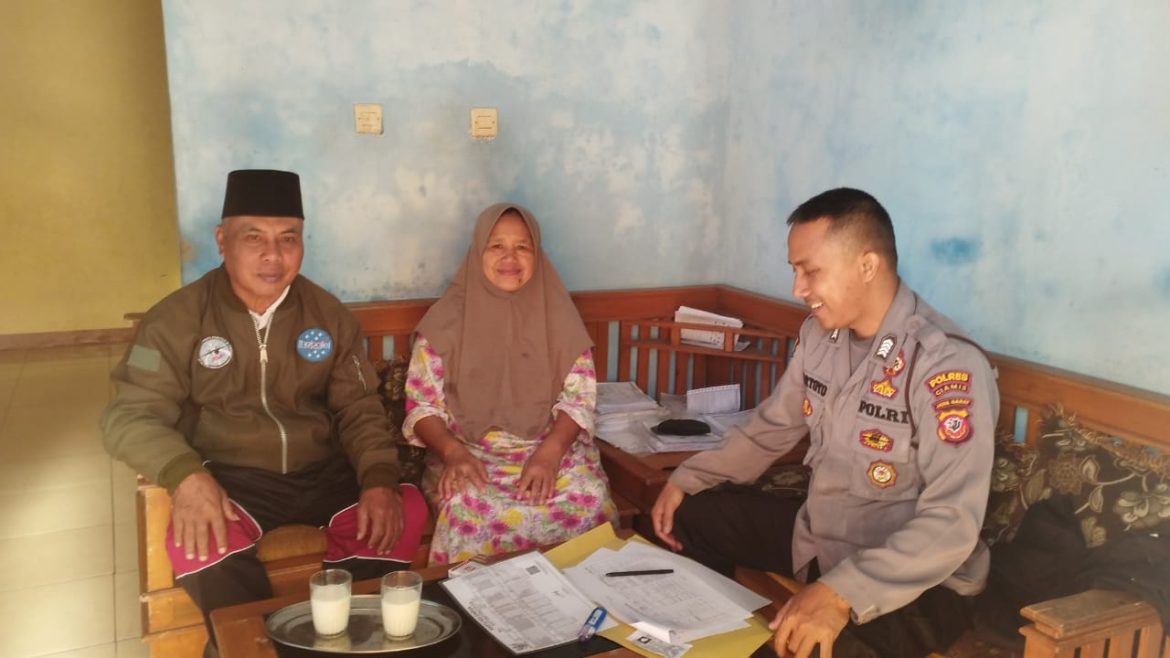 Polsek Panjalu Giat Sambang dan Himbauan Kamtibmas kepada Tokoh Masyarakat Desa Ciomas