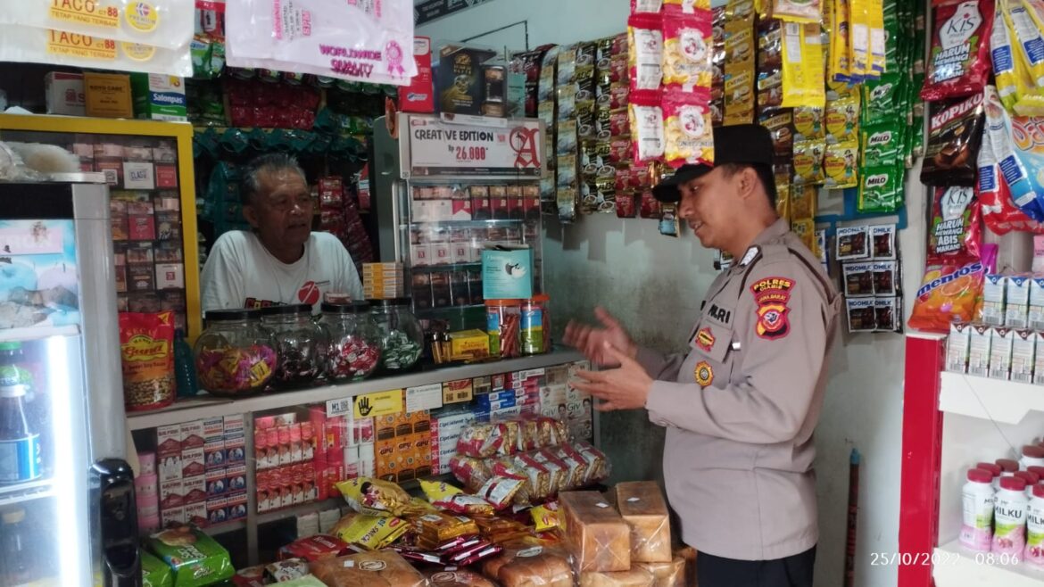 Perkuat Sinergitas, Bhabinkamtibmas Desa Ciomas Sambang ke Warga di Dusun Cikareo