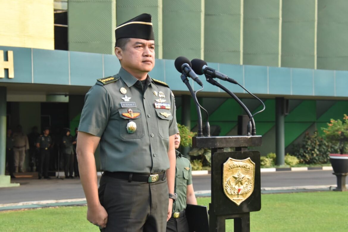 Kodam Jaya Laksanakan Upacara Bendera Mingguan