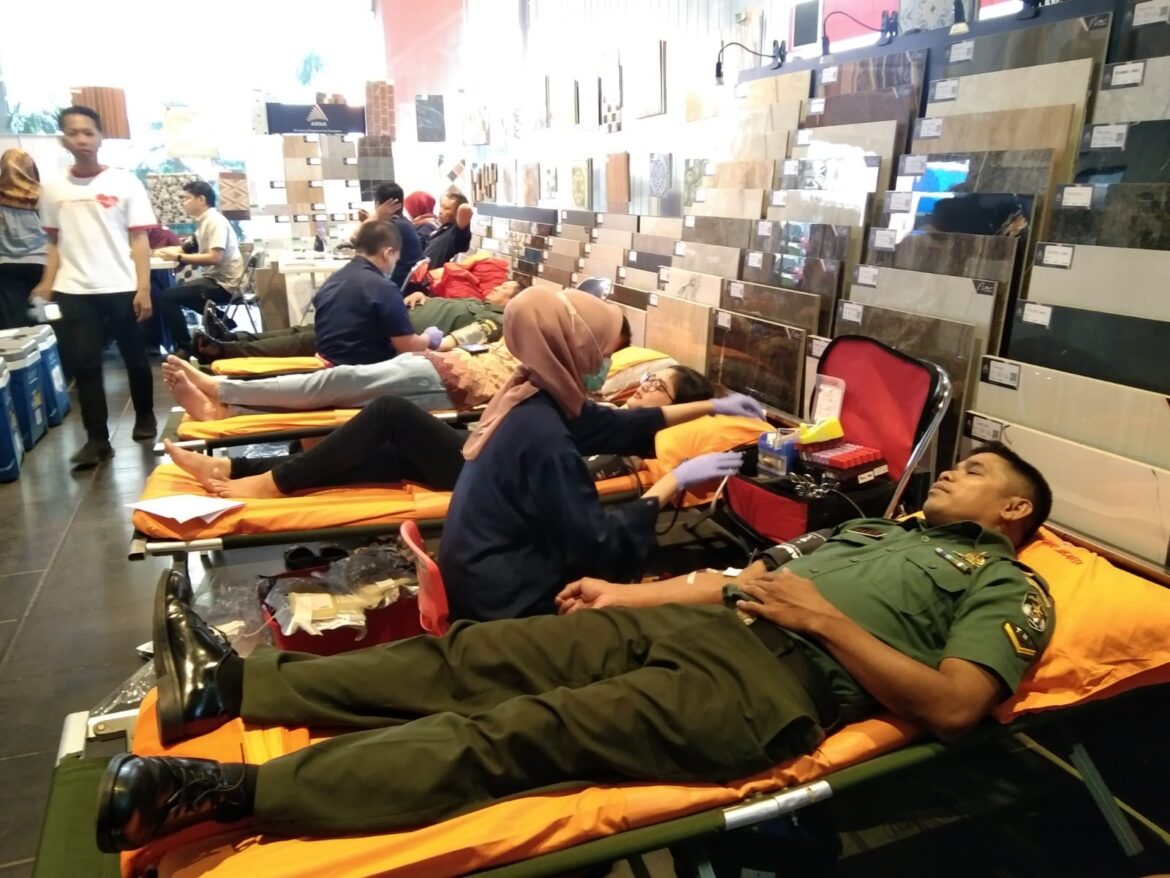 Donor Darah Arwana Peduli Bersama Korem 052/Wijayakrama