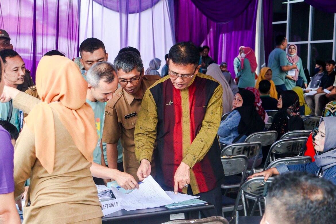 Bupati Ciamis Tinjau Langsung Bakti Sosial Operasi Katarak Gratis