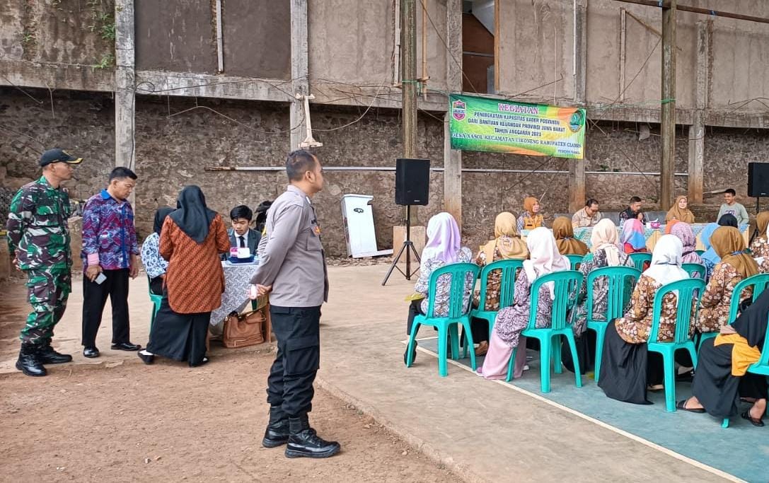 Cegah Stunting, Polsek Cikoneng Polres Ciamis Giat Peningkatan Kapasitas Kader Posyandu di Desa Nasol