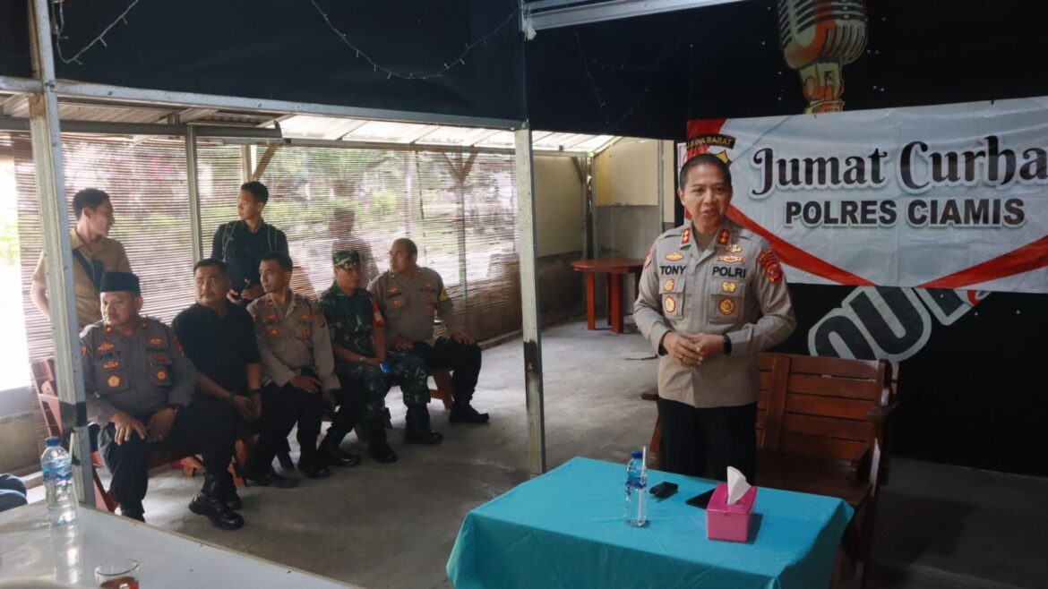 Jum’at Curhat Kapolres Ciamis Kumpul Bareng Warga di Pangkalan Ojek Cipicung
