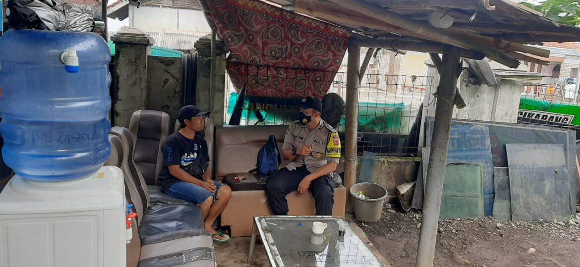 Antisipasi Gangguan Kamtibmas, Polsek Cikoneng Polres Ciamis Sambangi Warga Desa Gunungcupu