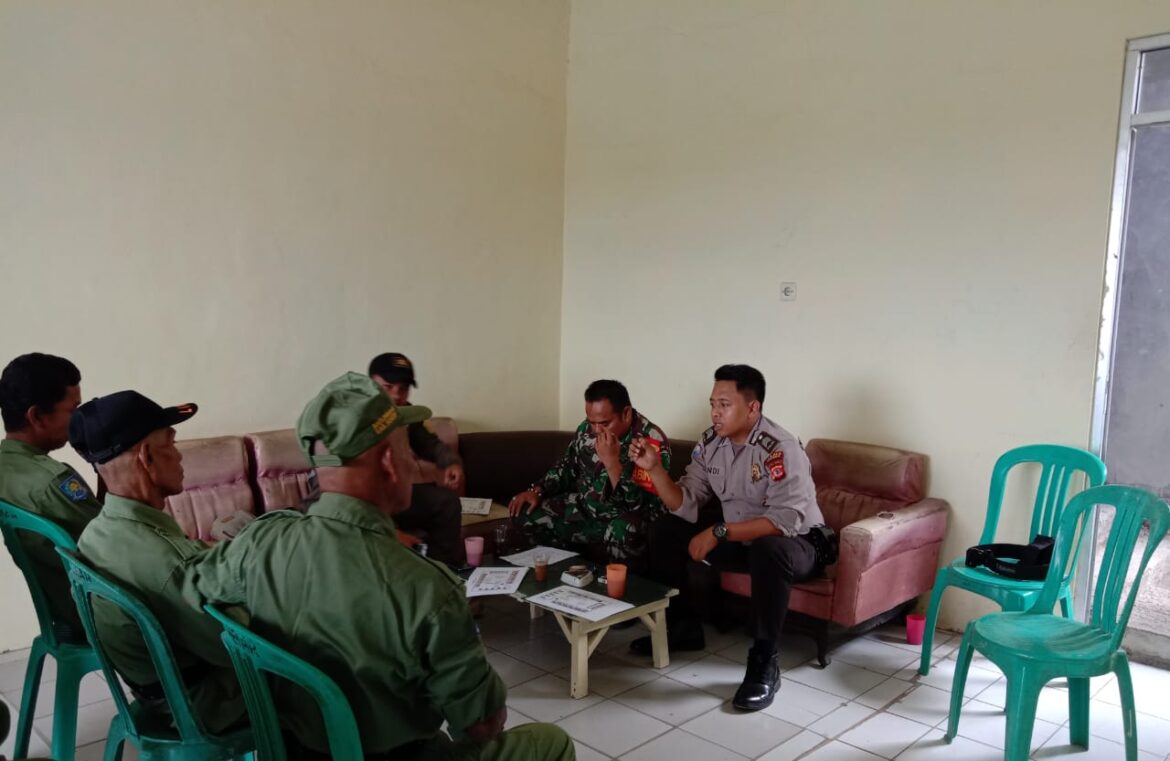 Bhabinkamtibmas Sinergi bersama Perangkat Desa Lakukan Mapping Terkait TPPO di Wilayah Leuwiliang Kabupaten Bogor