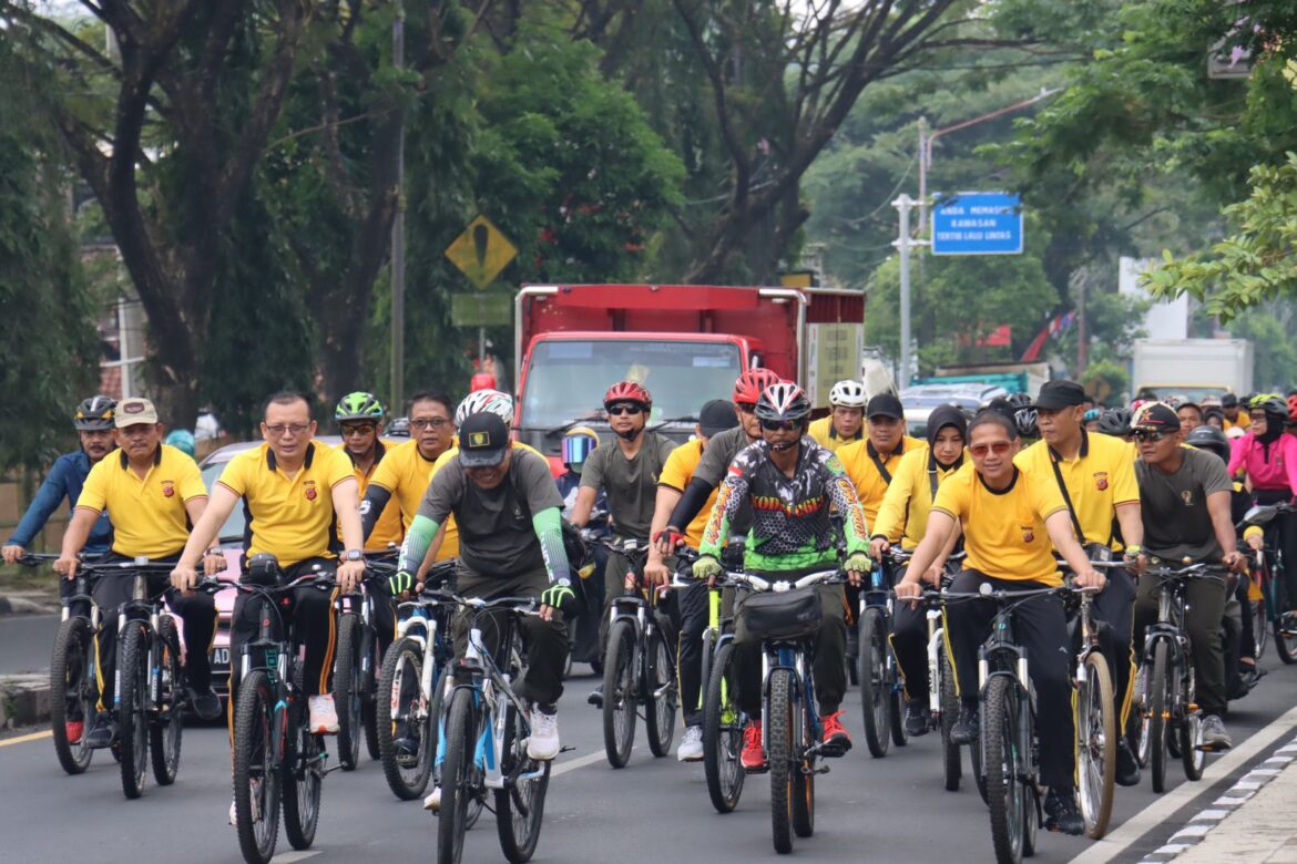 Bentu Sinergitas TNI-Polri Sambut Hari Bhayangkara Ke 77 Polres Ciamis Gelar Olah Raga Bersama