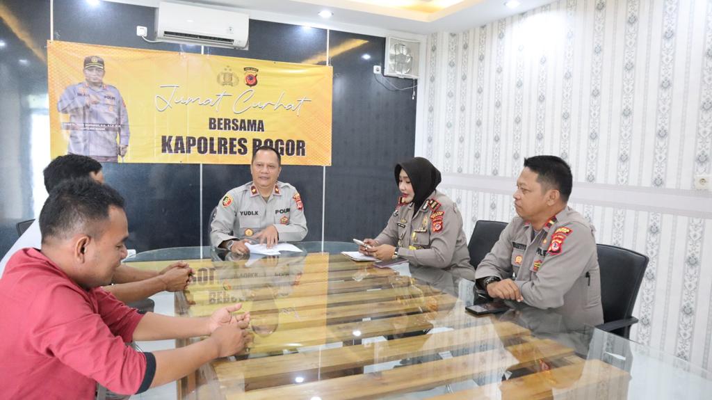 Jam’at Curha Polres Bogor Masih Mendominasi Sebagai Wadah Curhatan Permasalahan Bagi Masyarakat Wilayah Kabupaten Bogor