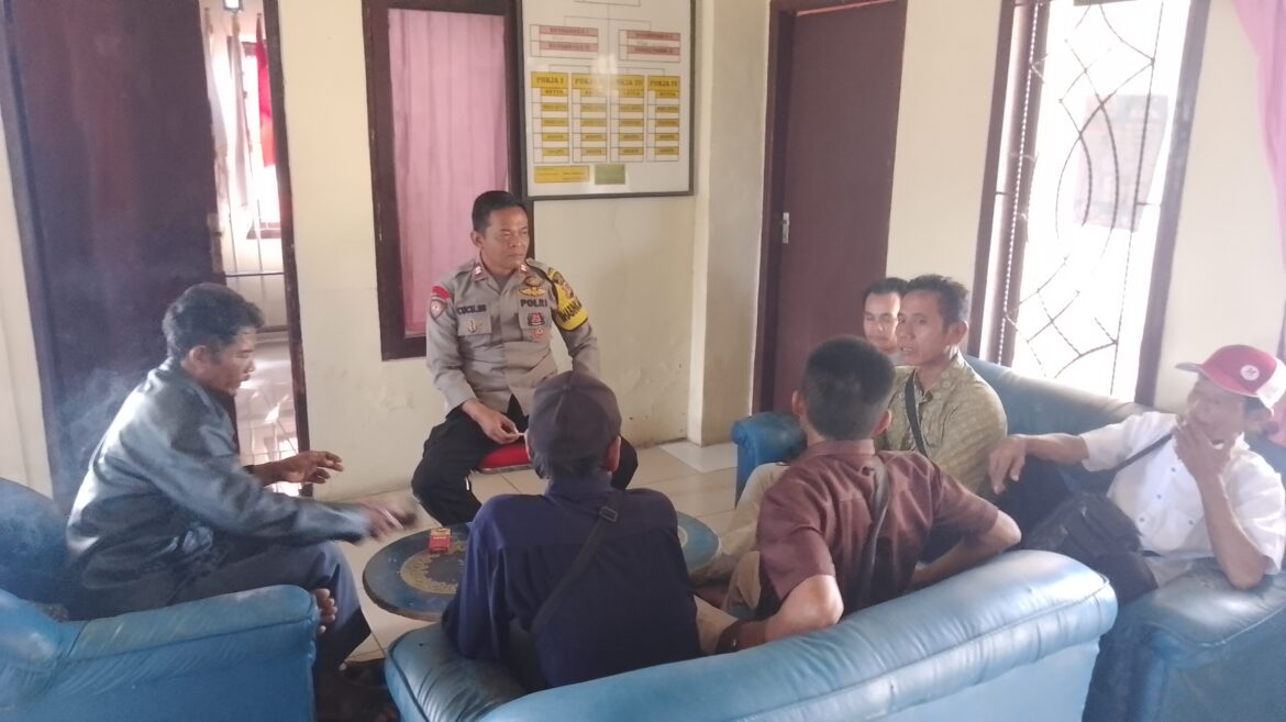 Waspada TPPO Bhabinkamtibmas Berikan Himbauan dan Sosialisasi di Tingkat Desa