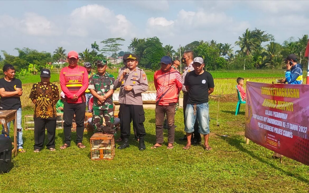 Polsek Cikoneng Polres Ciamis Buka Lomba Ketangkasan Burung Merpati Dalam Rangka HUT Bhayangkara Ke- 77