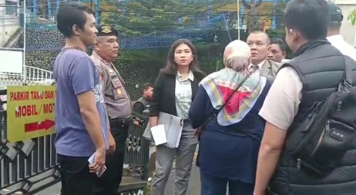 Heboh! Seorang Pria Ngamuk di Kejaksaan Negeri Ciamis