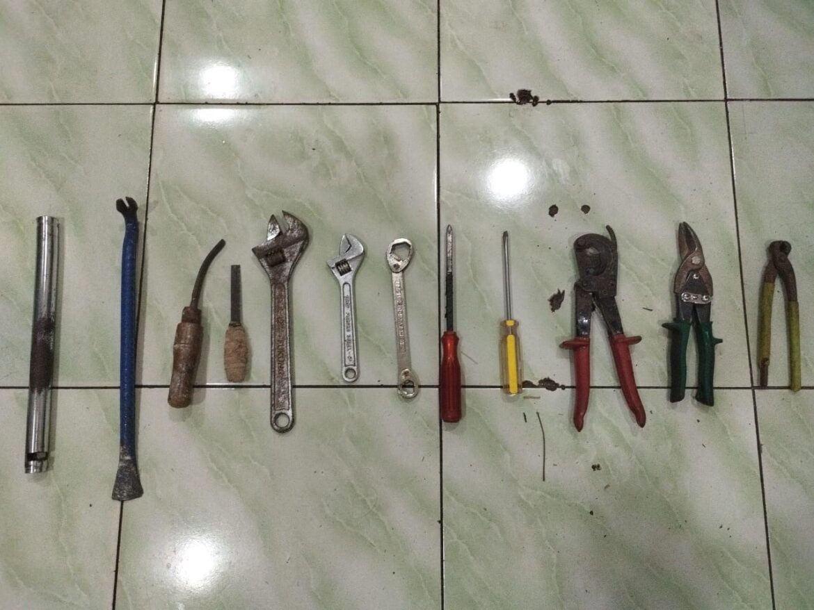 Polres Sukabumi Bekuk 2 Pelaku Pencuri Baterai Tower dan Buru 3 Pelaku Lainnya