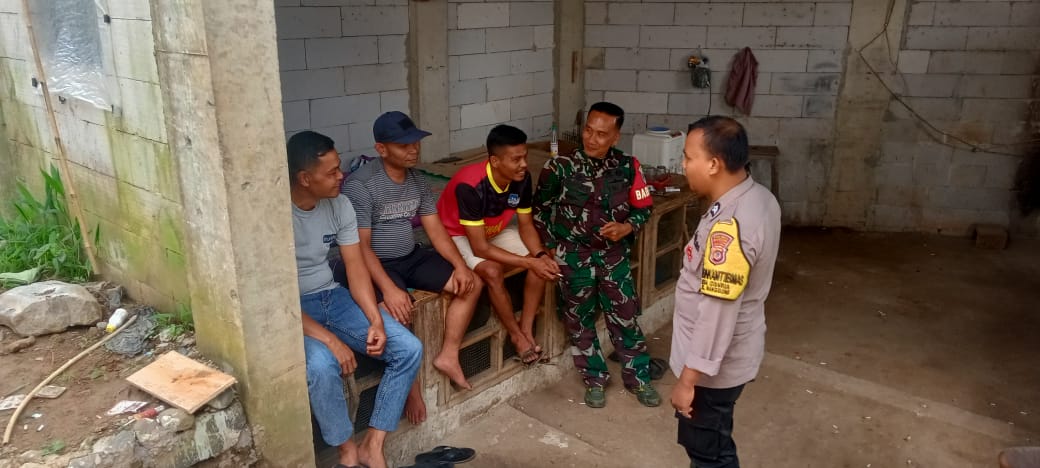 Hubungan Sinergi antara Bhabinkamtibmas dan Babinsa Meningkatkan Keamanan di Wilayah Desa Binaan