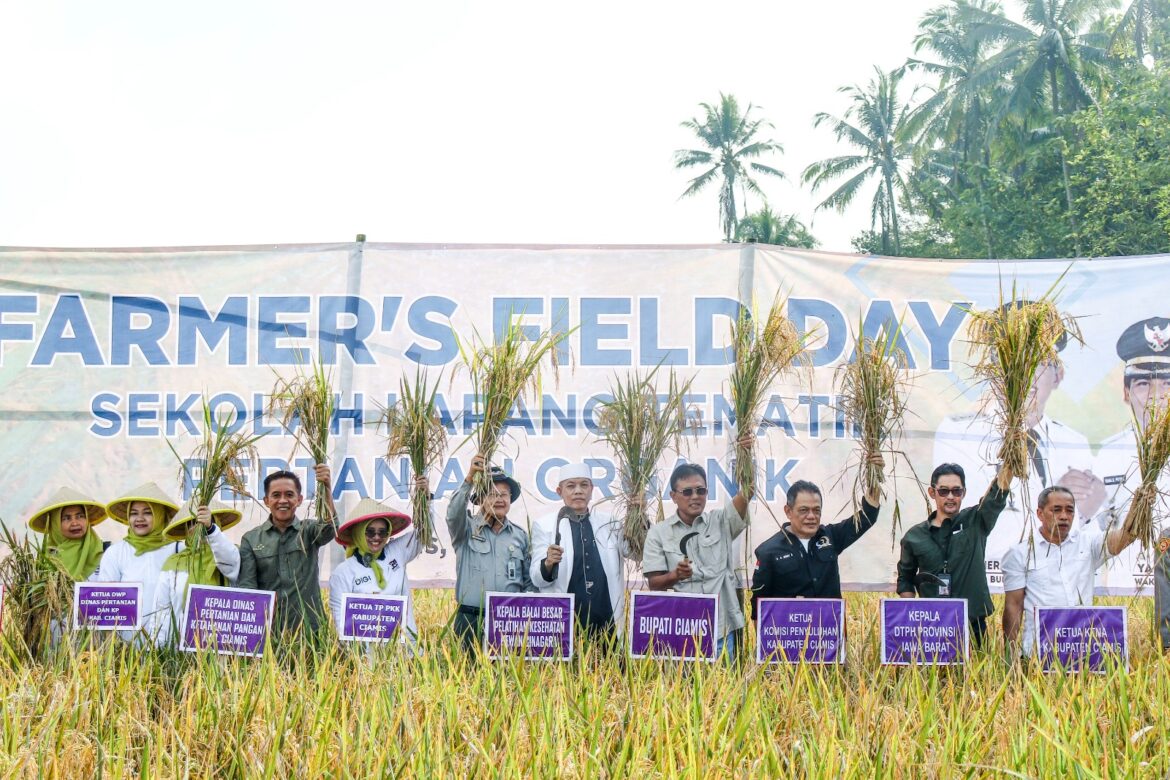 Hadiri Farmers’s Field Day, Bupati Herdiat Dorong Generasi Muda Ciamis Jadi Petani Milenial