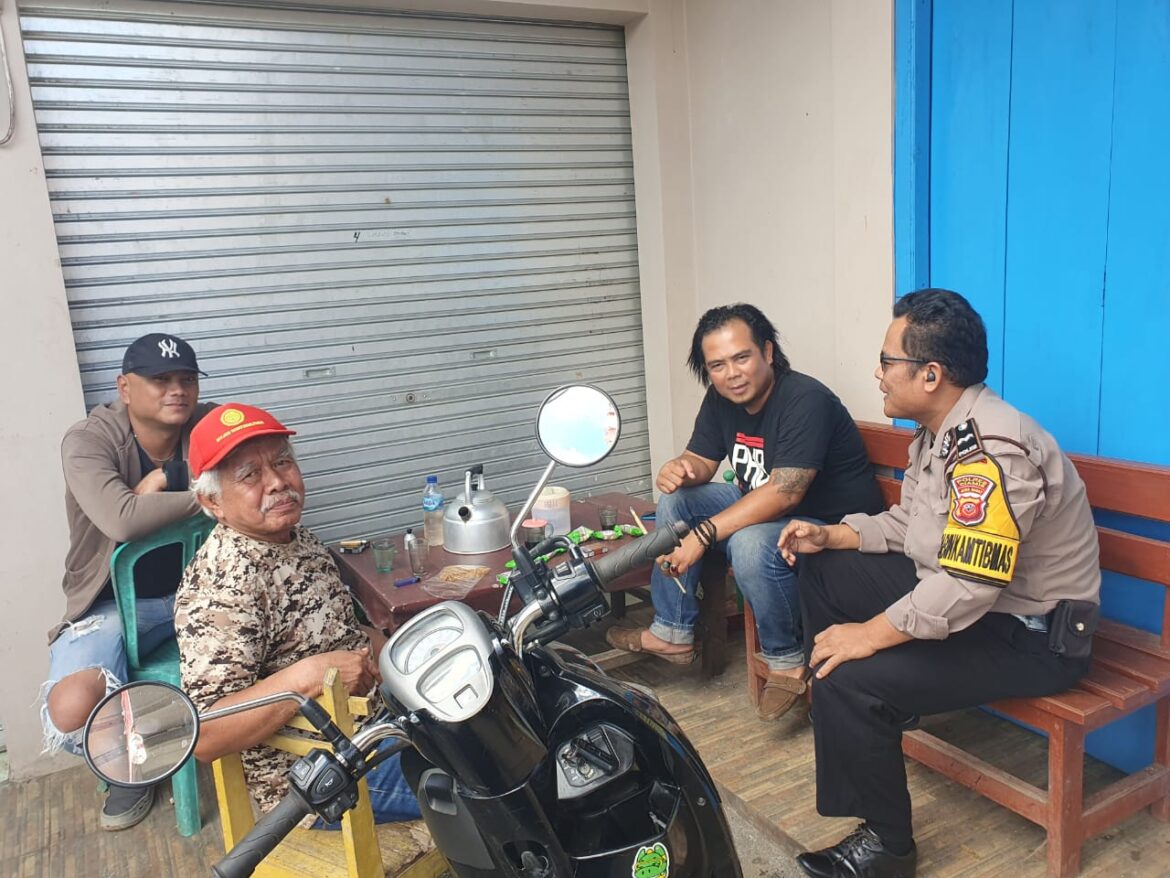 Polsek Cimaragas Sambang Kamtibmas ke Warga Desa Cidolog