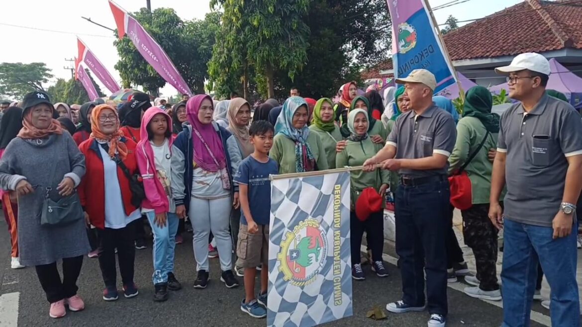 Mewakili Bupati Ciamis, Asda 2 Setda Ciamis Apresiasi Gelaran Jalan Sehat HUT Koperasi Ke-76