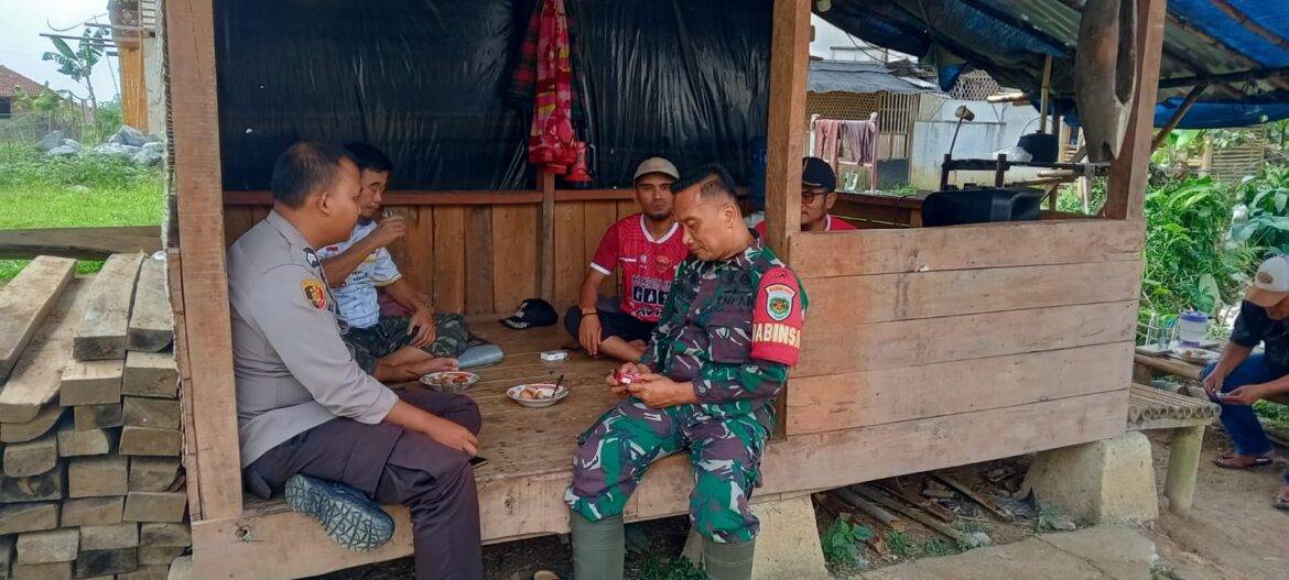 Ciptakan Sinergi Bhabinkamtibmas dan Bhabinsa Wilayah Hukum Polsek Nanggung Giat Sambang Warga Desa