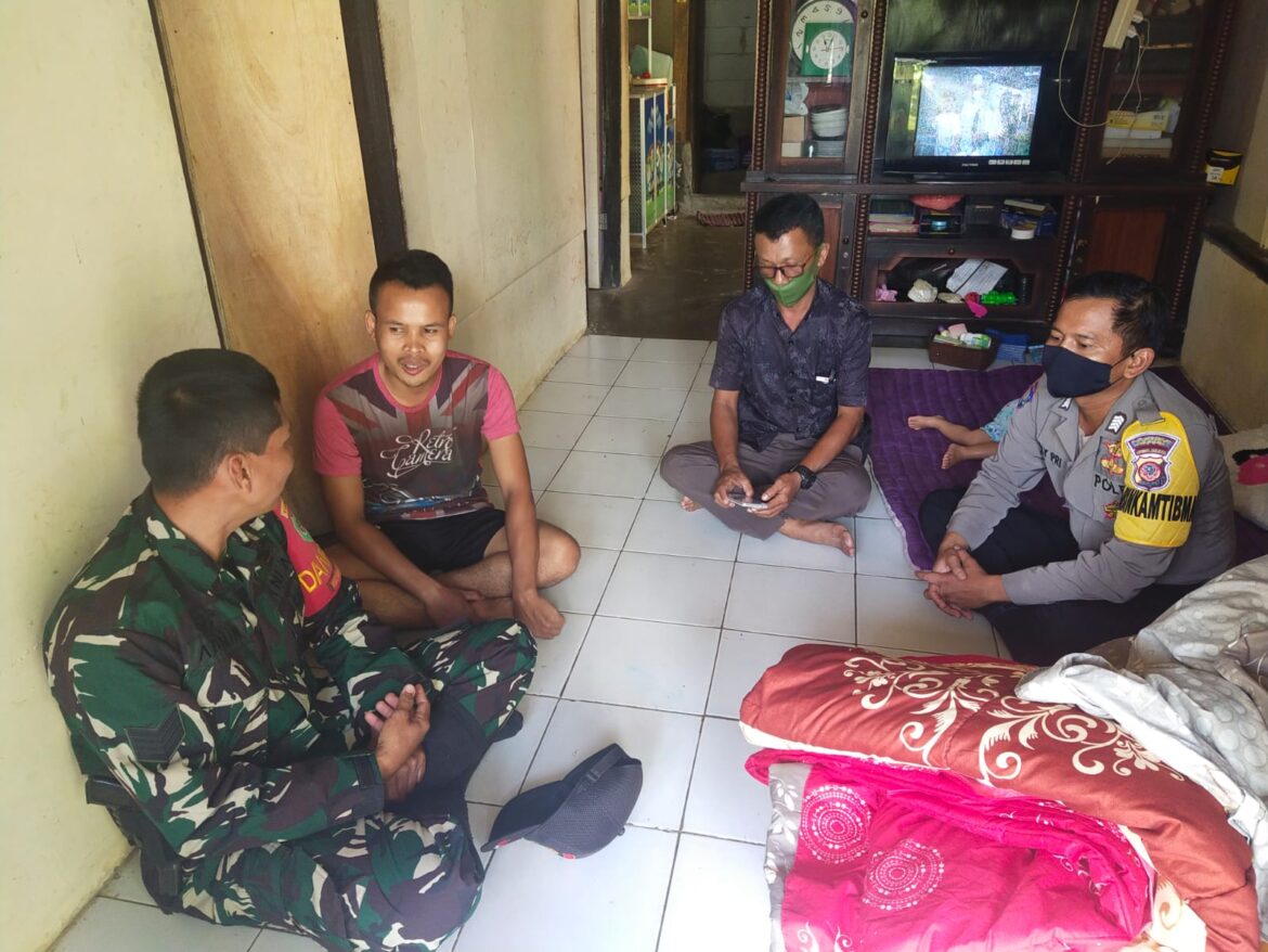 Antisipasi Terkait TPPO dan Kamtibmas Bhabinkamtibmas Bersama Bhabinsa Bersinergi Wujudkan Kemitraan dengan Warganya