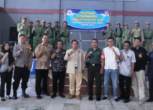 Cipta Kondisi, Personel Polres Ciamis Hadiri Giat Pembekalan Kegiatan Tanggap Bencana di Desa Panyingkiran
