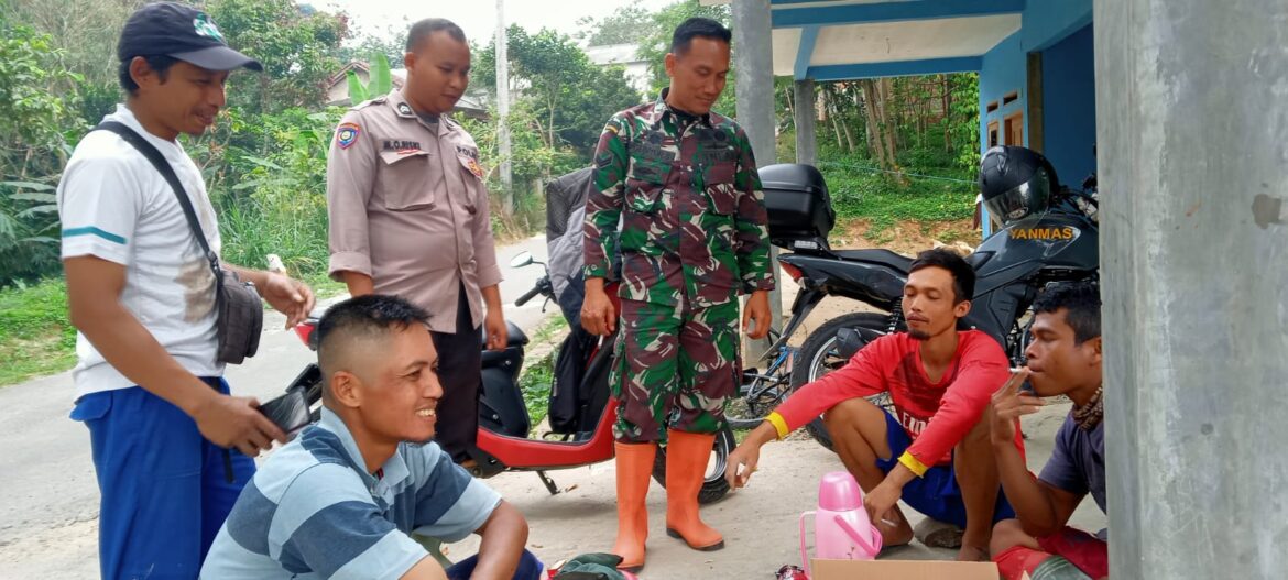 Bhabinkamtibmas Dan Bhabinsa Bersinergi Bersama Warga Masyarakat Wujudkan Kemitraan Dan Pembinaan