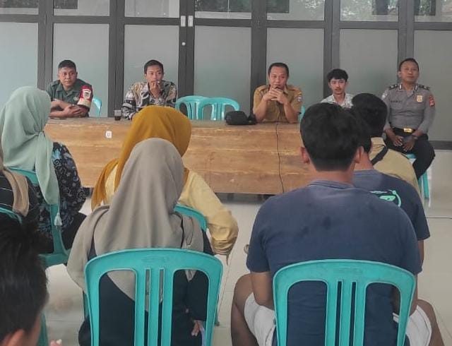 Beri Rasa Aman dan Nyaman, Polsek Banjarsari Polrea Ciamis Hadiri Rapat Monitoring PHBN HUT RI