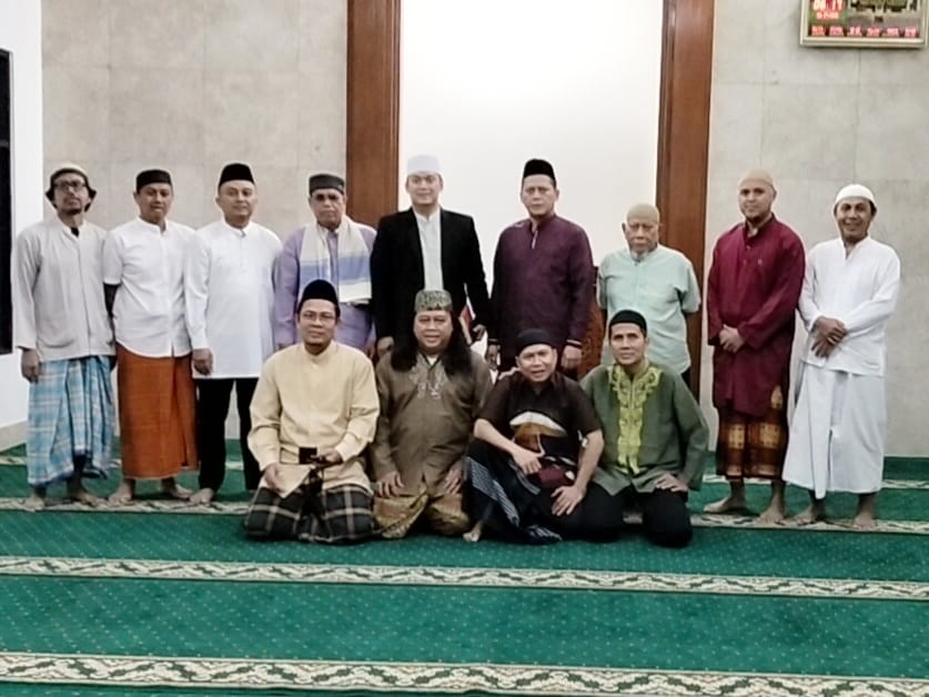 Kuliah Subuh di Mushola Al-Ikhlas Gria Jakarta Pamulang Bersama Ustadz Hasyim Adnan, LC