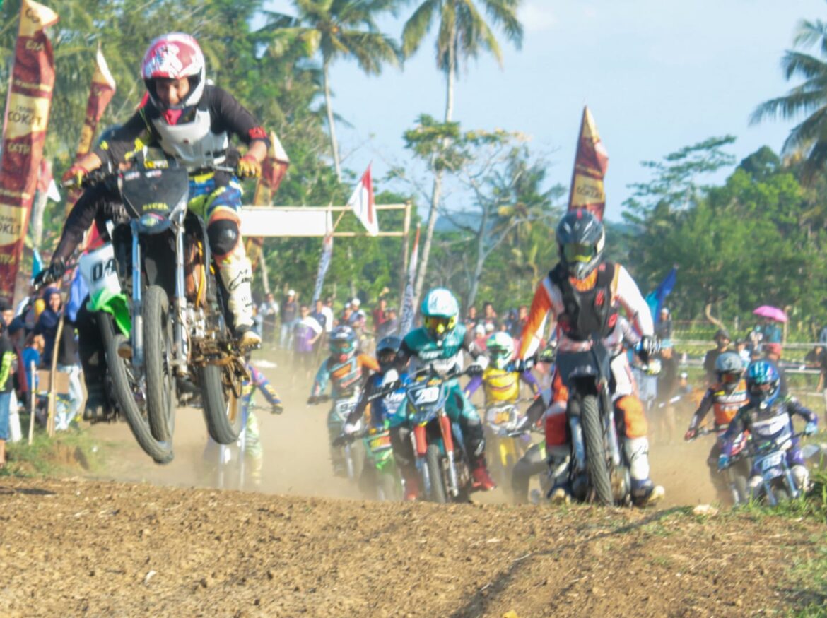 Dalam Rangka HUT PSJ ke 7 dan Anniversary ke 6 PAMKAR Gelar Grass Track Motor Cross 2023