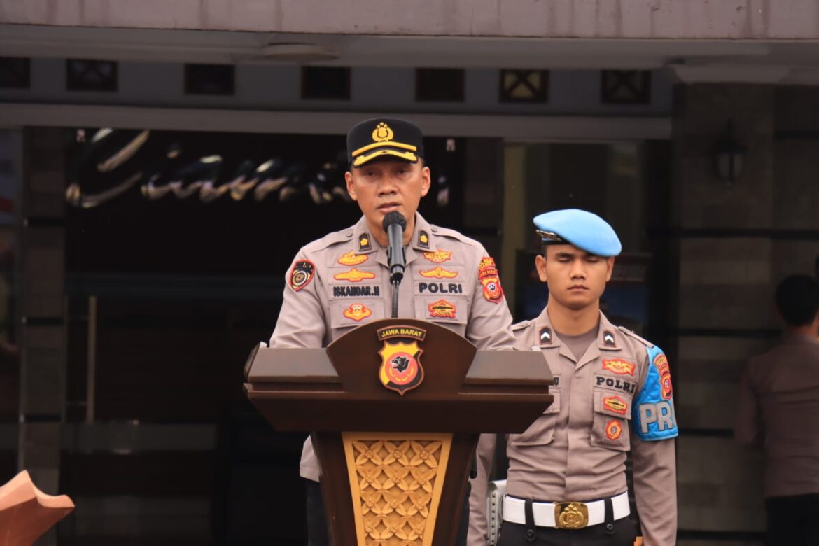 Polres Ciamis Gelar Upacara Korps Raport Kenaikan Pangkat Pengabdian Anggota Polri
