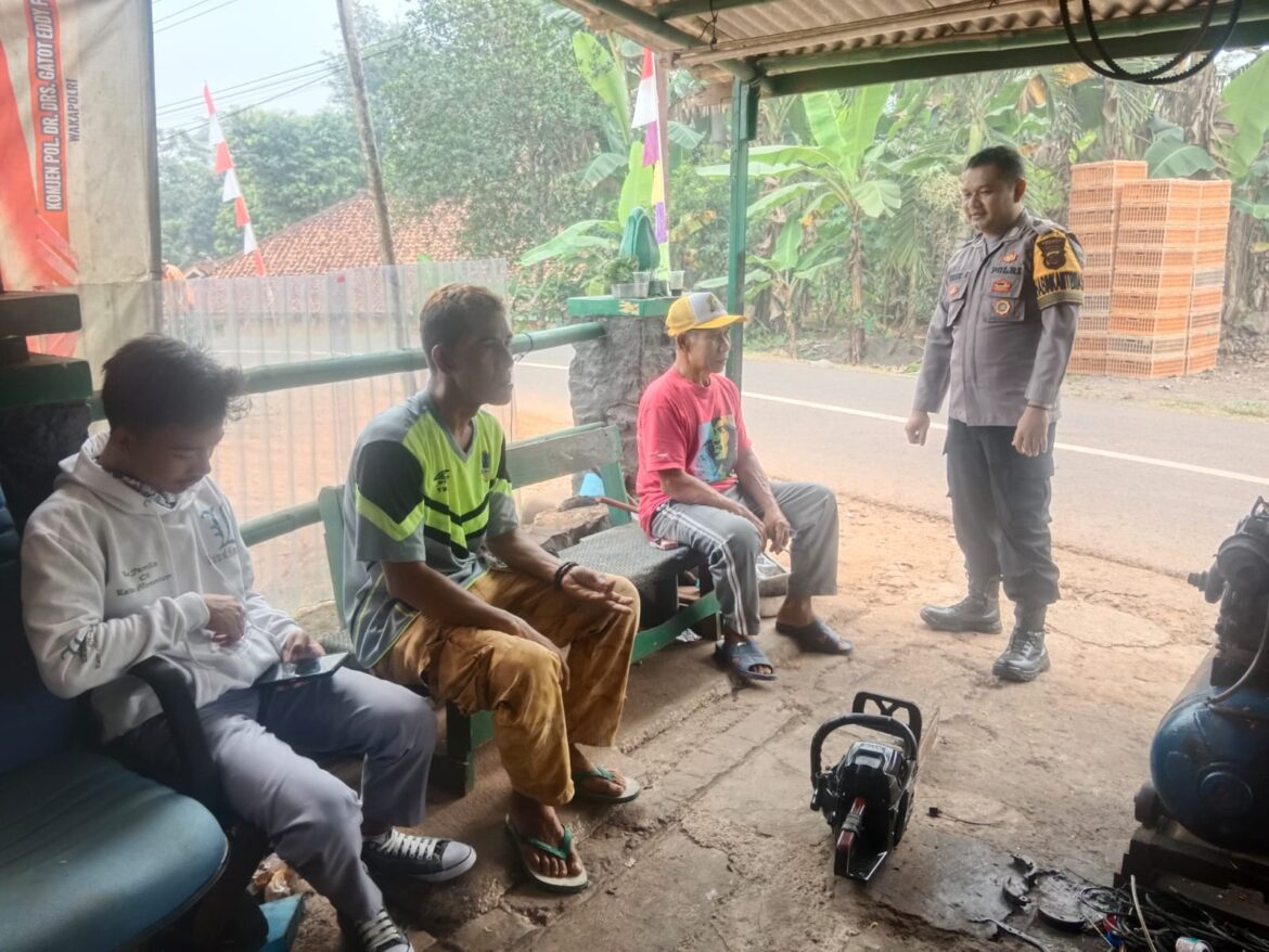 Polsek Sukadana Beri Imbauan ke Warga Desa Bunter Antisipasi Paham Radikal dan Terorisme