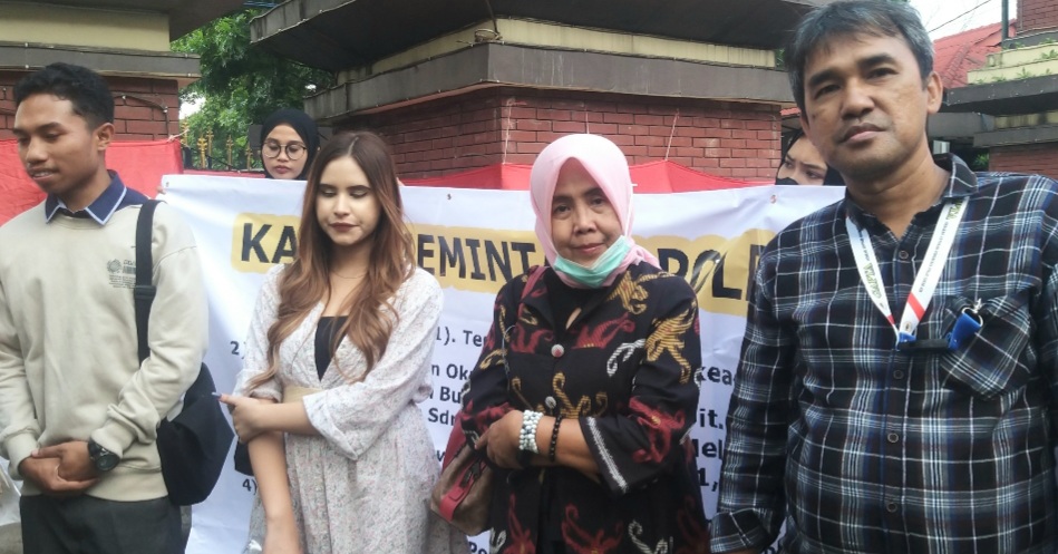 Istri dan Anak M Darwis Datangi Polda Jabar, dan Beberkan Ini