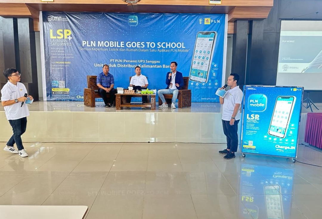 Kenalkan Aplikasi Layanan Super Canggih ke Anak Milenial, PLN Gelar Program PLN Mobile Goes to School