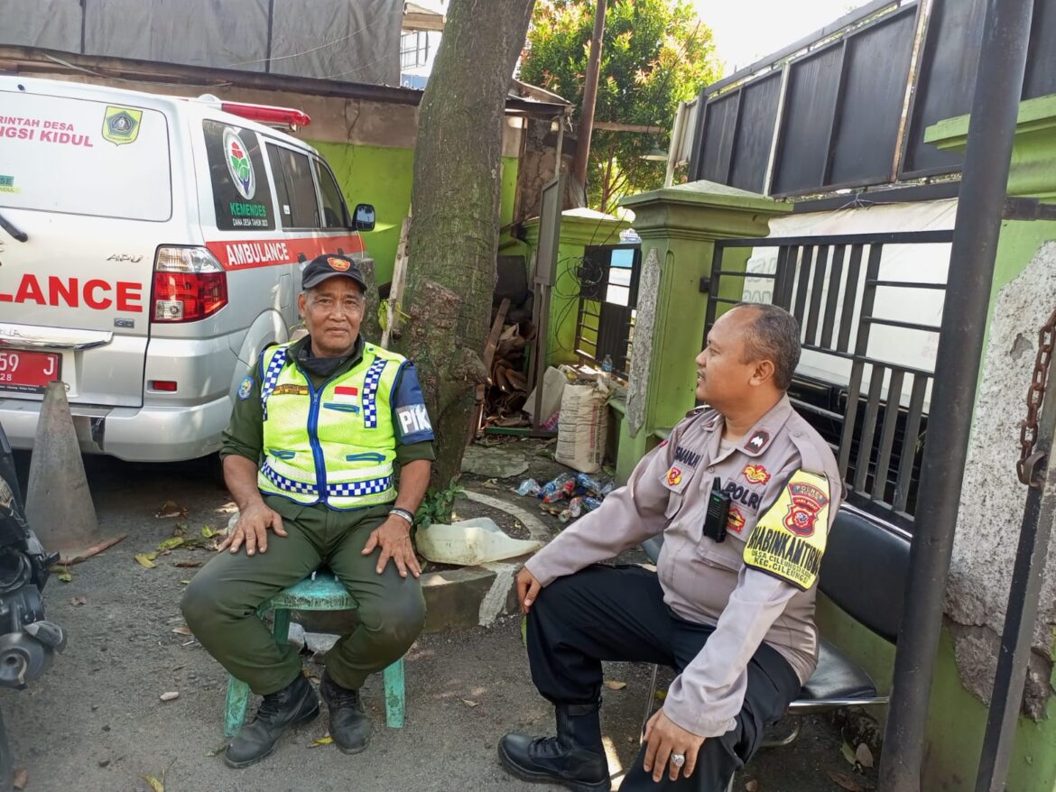 Giat Sambang Bhabinkamtibma Dengan Linmas Pengamanan Desa Wujud Keimtraan Dalam Menjaga Kamtibmas