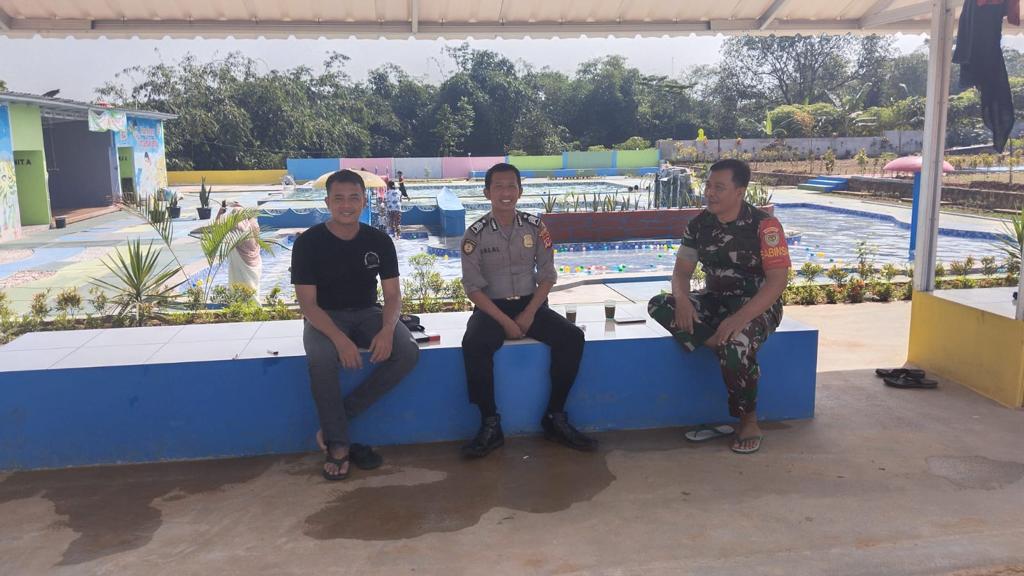 Sinergitas TNI – Polri  Bhabinkamtibmas Polsek Tenjo Polres Bogor Polda Jabar, Sampaikan Pesan Kamtibmas