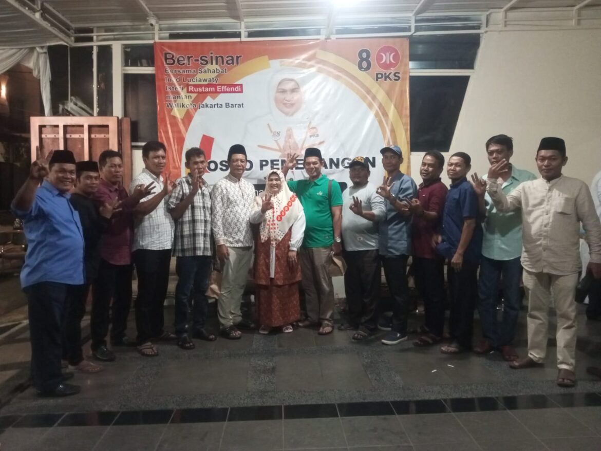 Acara Tasyakuran Keluarga H.Rustam Efendi Mantan Walikota Jakarta Barat.