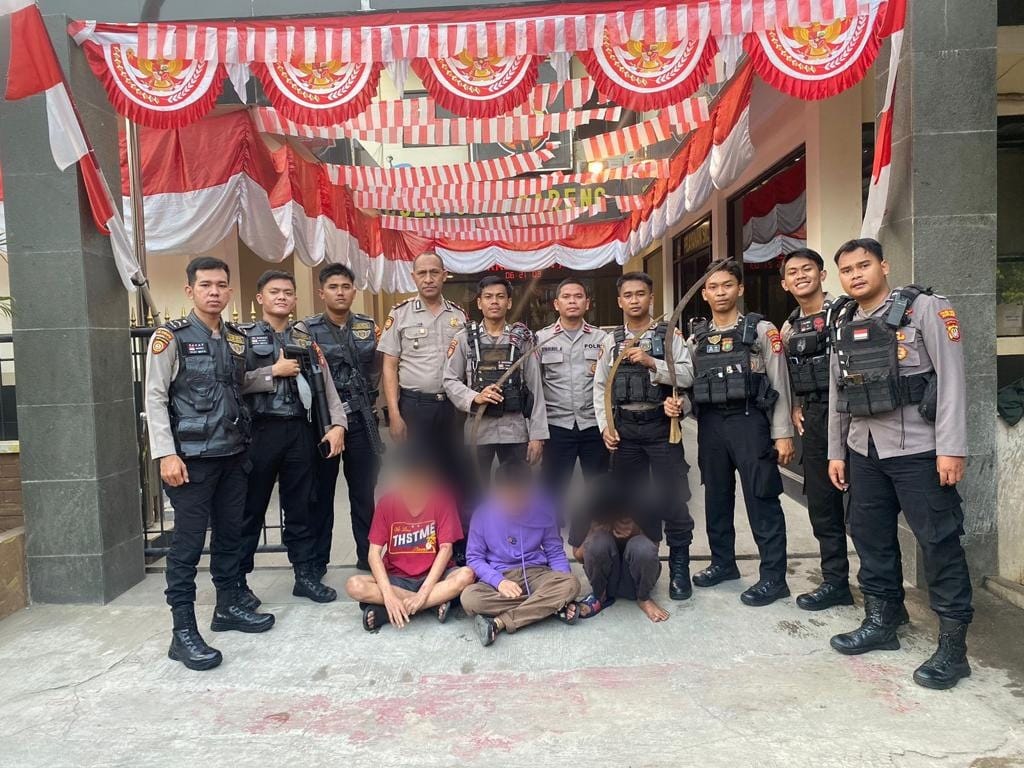 Tim Patroli Perintis Presisi Polres Metro Jakarta Barat Mengamankan 3 Remaja Yang diduga Hendak Akan Melakukan Aksi Tawuran di Wilayah Cengkareng Jakarta Barat