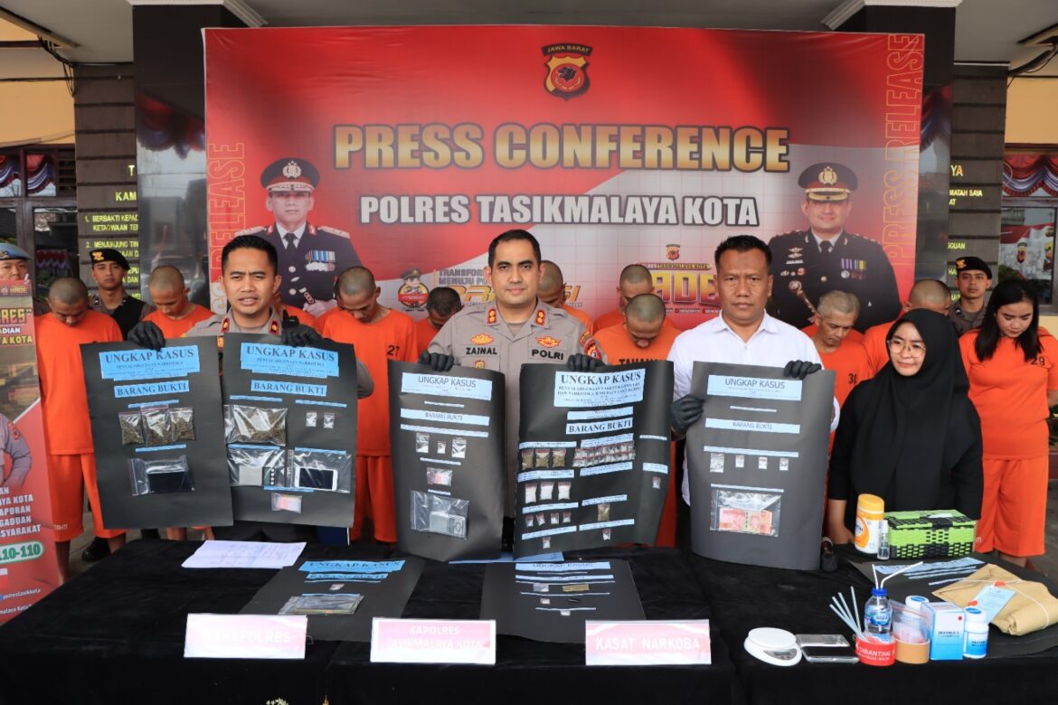 Kapolres Tasik Kota Pimpin Press Rilis Pengungkapan Kasus Narkoba Selama 2 Bulan, Amankan Puluhan Tersangka