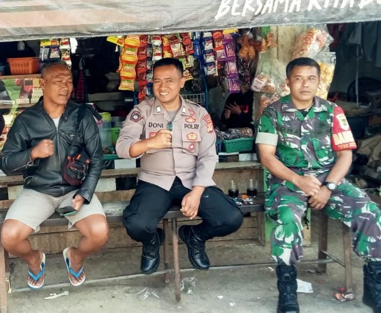 Polsek Panjalu Polres Ciamis Sambang kepada Tomas Desa Maparah Sosialisasikan Bahaya TPPO