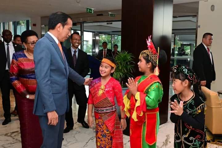 Presiden Jokowi Tiba di Dar Es Salaam Tanzania