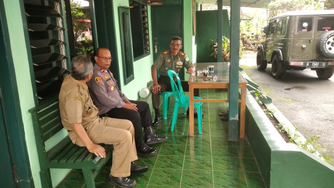 Perkuat Sinergitas, Muspika Kumpul Bareng di Makoramil Cipaku