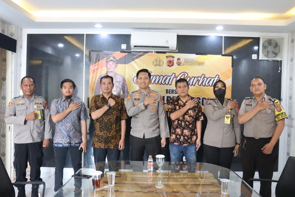 Kapolres Bogor Terima Aduan Curhattan Masyarakat di Program Jum’at Curhat Polres Bogor