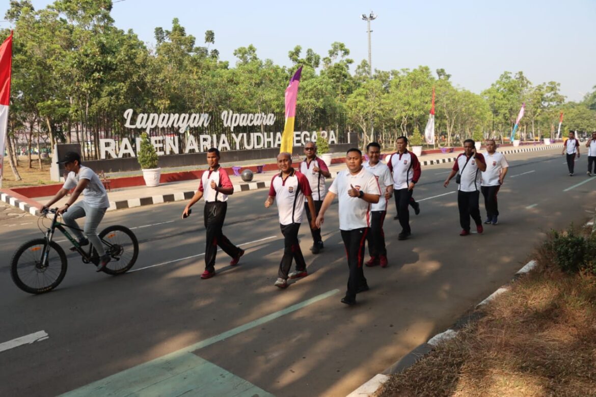Olahraga Bersama Polresta Tangerang Tingkatkan Kesehatan dan Kekompakan