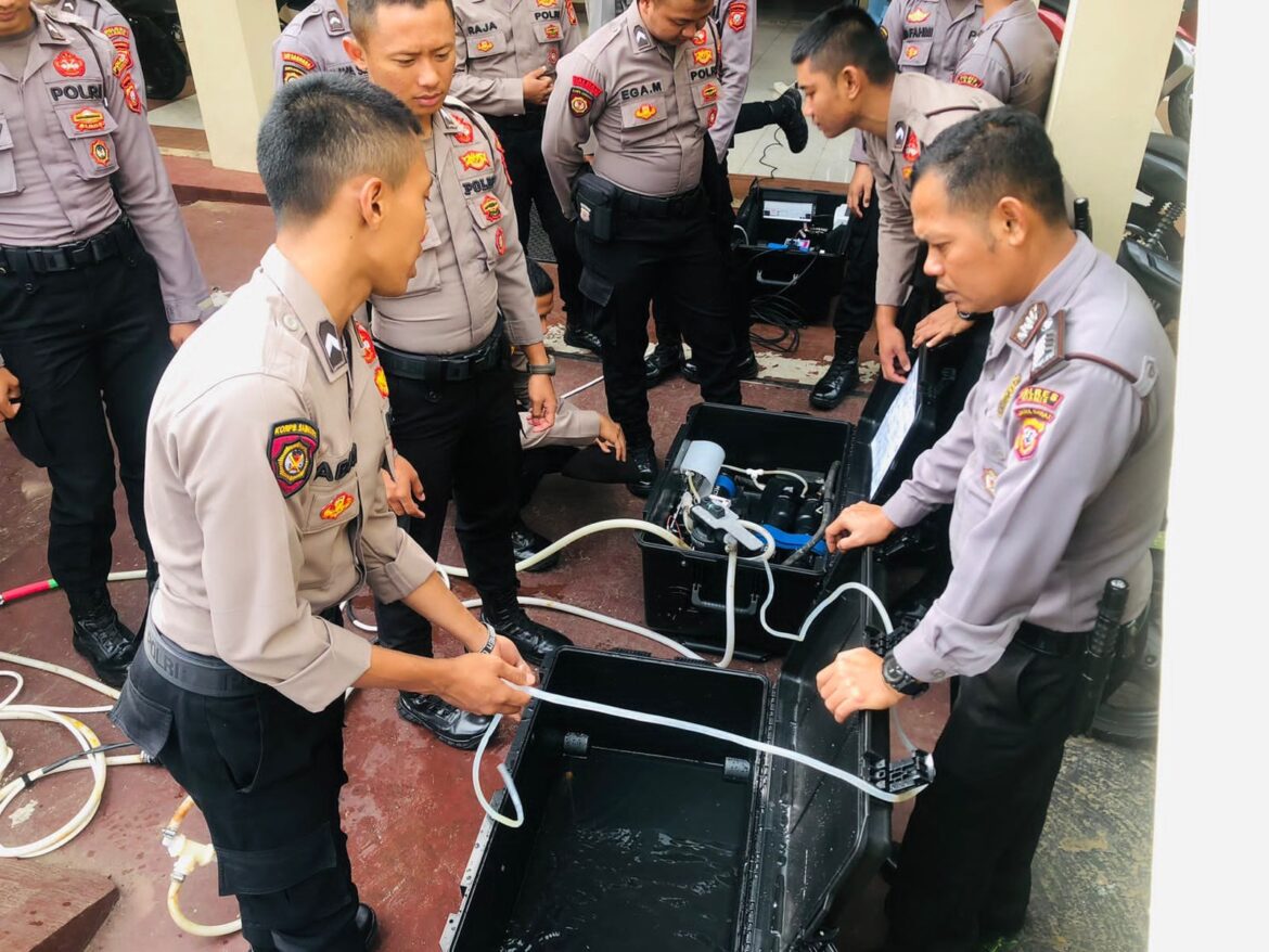 Satuan Samapta Polres Ciamis Beri Pelatihan Penggunaan Alat Desalinator ke Anggota
