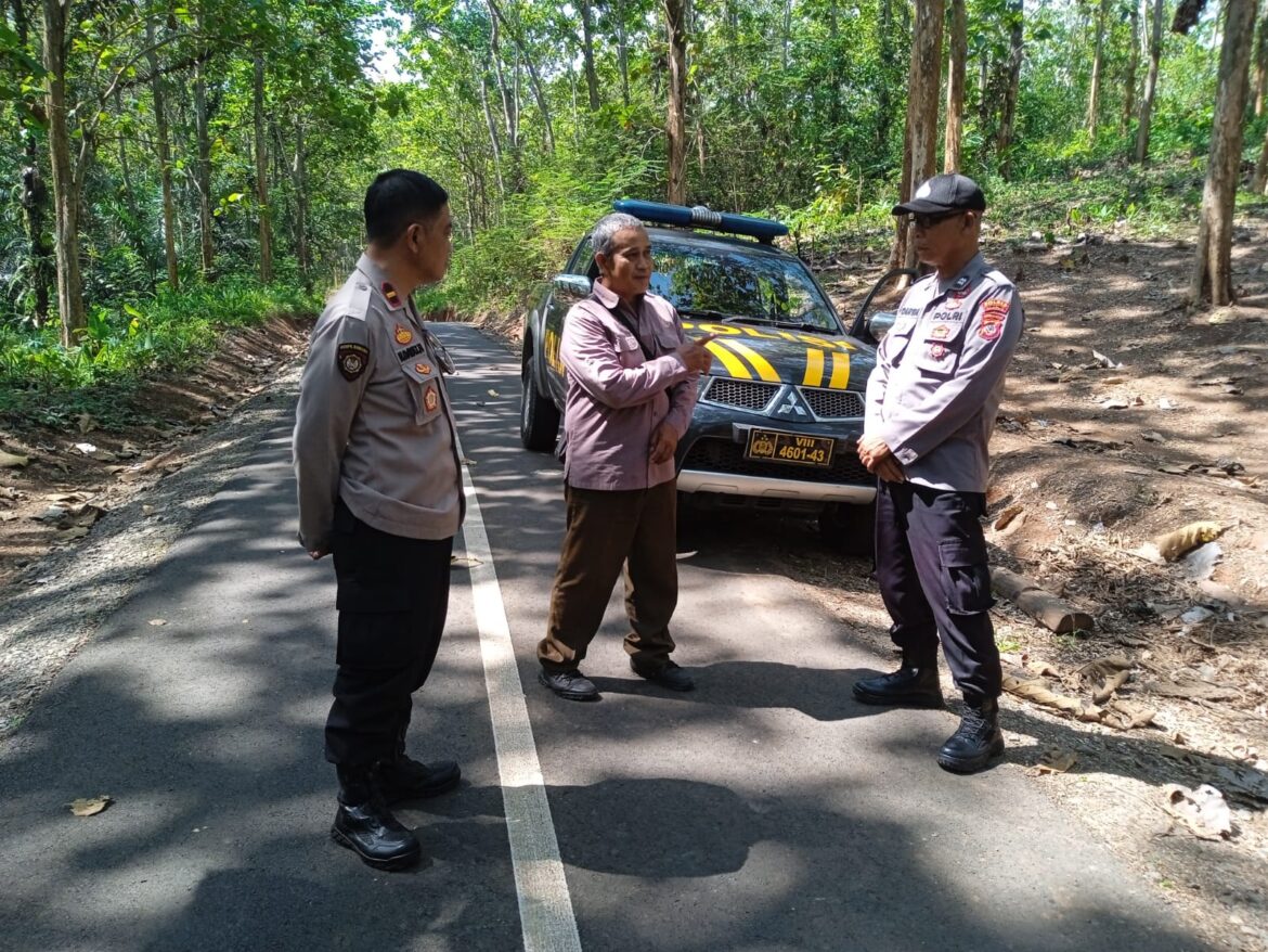 Polsek Sukadana Polres Ciamis Sambang dan Silaturahmi ke Perum Perhutani Desa Bunter Antisipasi KARHUTLA